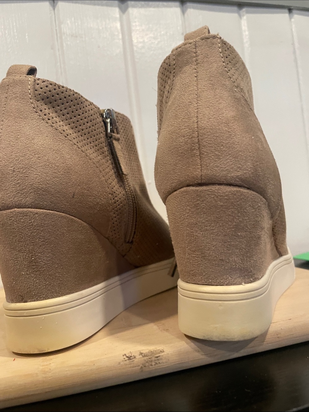 MIA Arianna suede taupe wedges size 7.5 - Picture 7 of 8